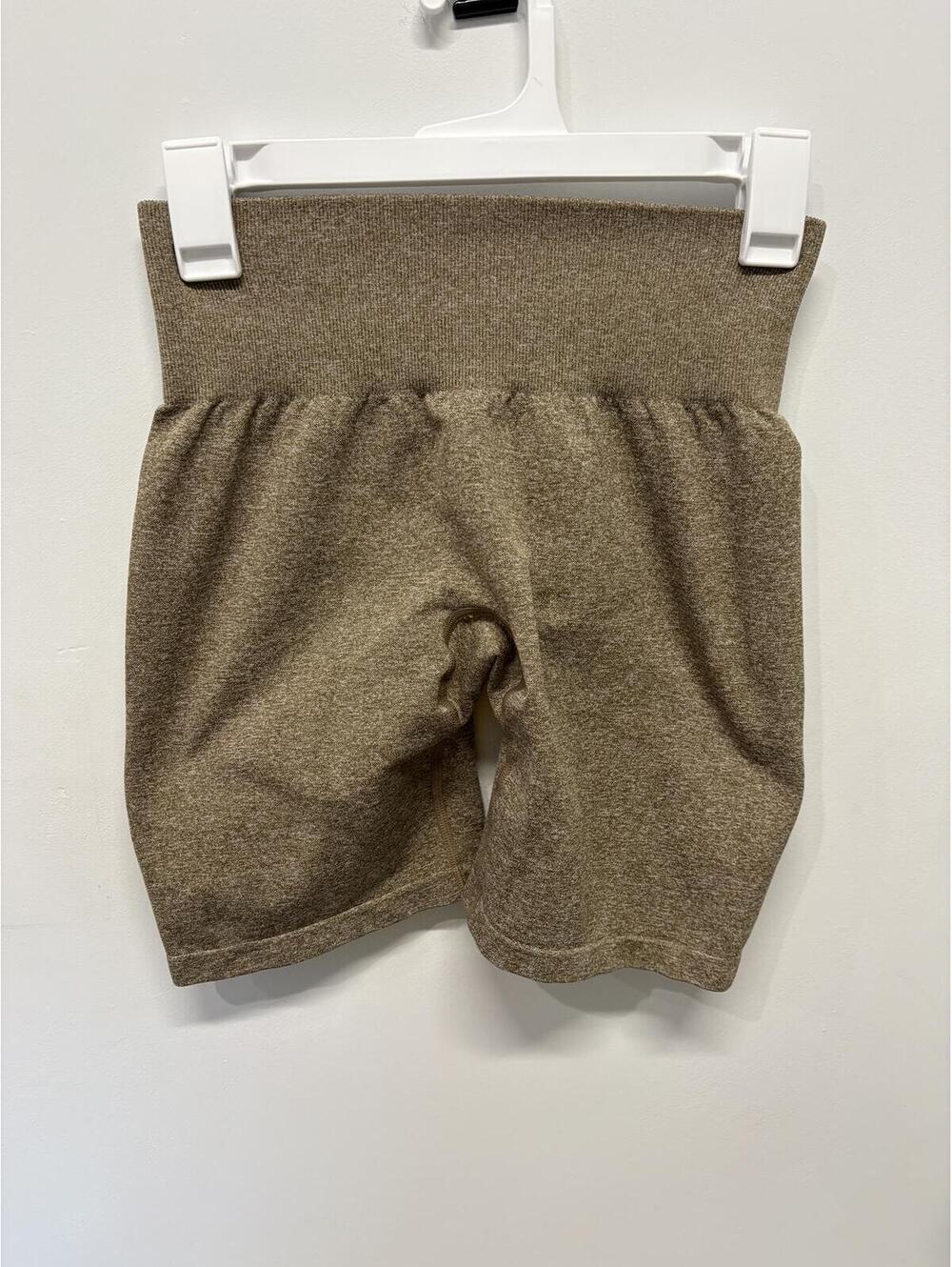 NVGTN Seamless Ribbed High-Waisted Shorts Brown Size Med